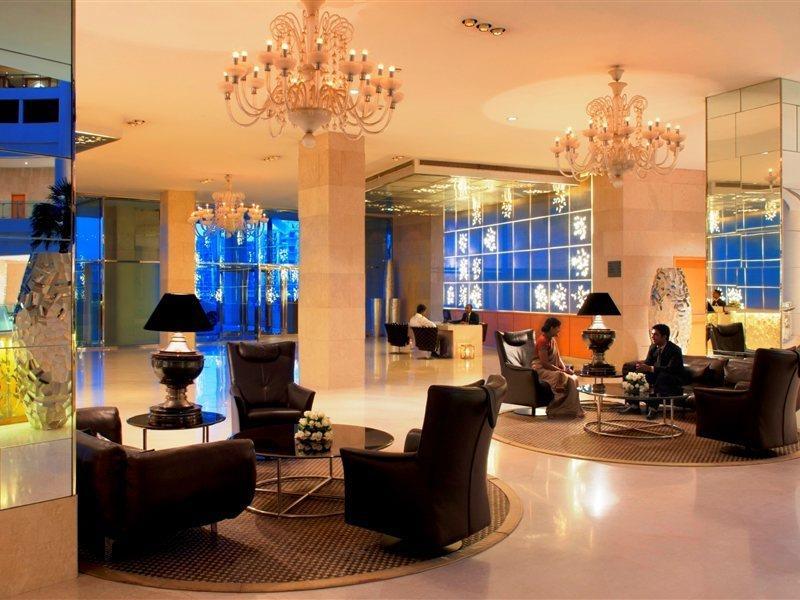 โรงแรมเรดิสันบลู นิวเดลี ทวาร์กา ภายนอก รูปภาพ Lobby