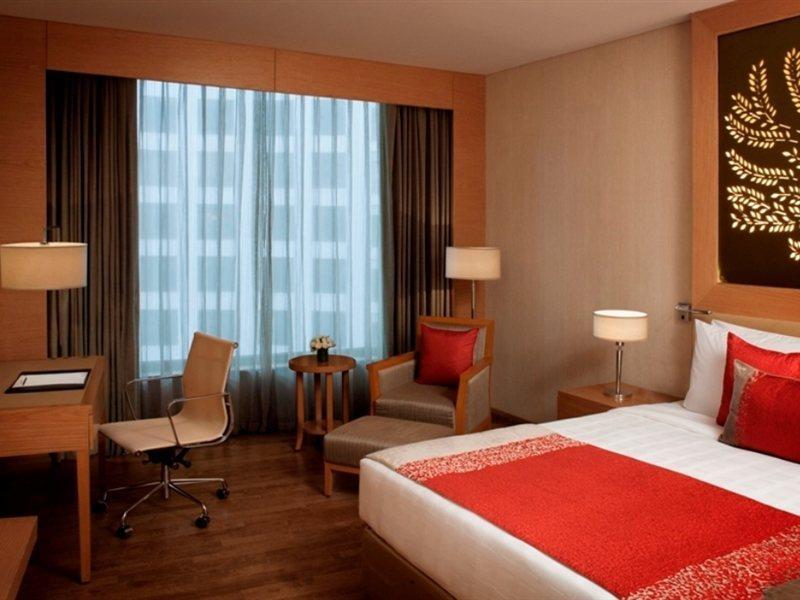 โรงแรมเรดิสันบลู นิวเดลี ทวาร์กา ภายนอก รูปภาพ A room at the Taj Bengal